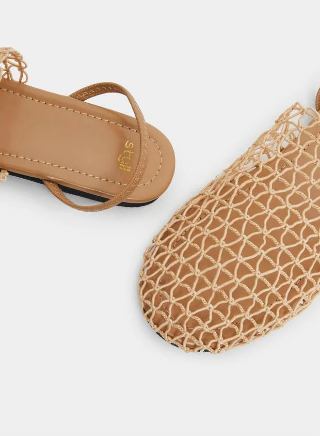 ستايلي صندل فلات كروشيه بسير خلفي لون تان